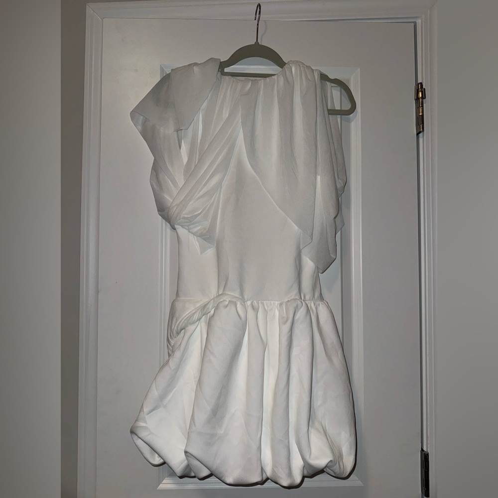 ASOS DESIGN drape shoulder mini dress with puff skirt - Picture 4 of 5